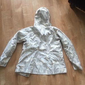 Columbia rain jacket